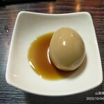 甲州煮こみ屋 - お通し、茹で玉子