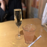 タベルナ デル ヴィットリオ - 安定のなみなみスパークリング