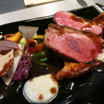 エクアトゥール - 25年10月　青首鴨のロティ、赤ワインソースと秋トリュフ