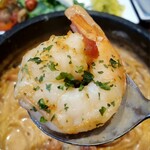 cafe 自休自足 新琴似本店 - ぷっりぷっりに仕上がった海老が5尾