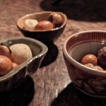 万 - それぞれ器が違ってかわいい。