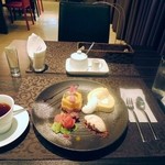 クィーンカフェ - テーブル風景。