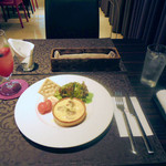 クィーンカフェ - テーブル風景。