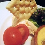 クィーンカフェ - ゆで卵のサラダ。