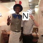 浪花ろばた 頂鯛 - １７７ｃｍの私よりはるかに大きいシェリフ君は２０３ｃｍだよ～～。