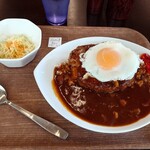 レストラン メープル - ハンバーグカレー