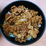 十八番 - 令和5年10月
醤油ラーメン、牛丼小セット 税込980円