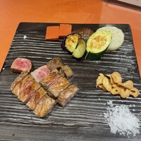 宮崎尾崎牛 鉄板焼き 吟 梅田ヒルトンプラザウエスト - 