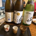 八百屋とごはん うらや - 日本酒三種飲み比べ