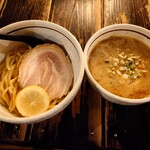 Ramen Hachi Ni - 