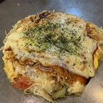 Hiroshima Okonomiyaki Kurumi - トマトチーズ