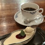 COFFEE HALL くぐつ草 - 