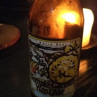 ラ・ボンヌターブル - 