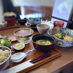 Nichigetsu - ◆天然鯛の煮付け定食(1,700円税込）・・品数にビックリ。少量ずつでも品数があるのは嬉しいですね。