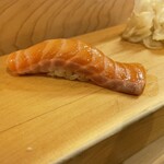鮨屋 とんぼ - サーモン