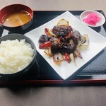 備 - 焼肉定食