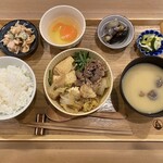 Sanmaru Shokudou - すき煮定食