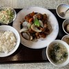 中華居酒屋 元祖 秋 - 黒酢酢豚定食@880円