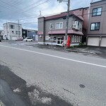 おやきの平中 - 店舗前