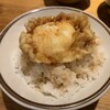 揚げたて天ぷら定食 まきの - 名物 玉子天をご飯に乗せて