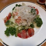 洋膳酒房 ひげ - カニサラダ