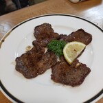 洋膳酒房 ひげ - 牛タン