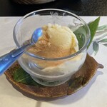 郷土料理ともん - 柿の塩アイスクリーム