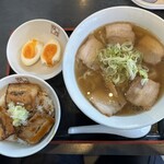 喜多方ラーメン 坂内 湘南寒川店 - 