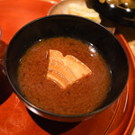 銀座 しのはら - 車麩の赤出汁