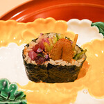 銀座 しのはら - まぐろ,すきみ、べったら、きゅうり、うにの太巻き