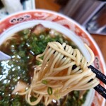 中華そば山冨士 - 麺リフト