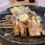 焼きとり・串焼き かめや - 亀コース　　　　2970円
            アスパラ巻き、しそ巻き、ネギ巻き