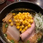 人力俥 - 2種類の豚チャーシューが旨い！