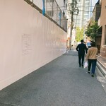 HAYAKAWA coffee - この路地を奥へ