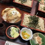 Shiyou Getsuan - かつ丼とそば　1,050円