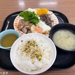 栄城会館 - 