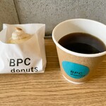 BPC donuts - ドーナツドリンクセット：ピーナッツ ブレンド・コーヒー