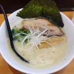 らーめん工房 麺作 - 煮込み塩そば