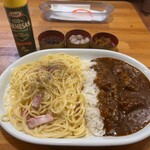 カレー専門店　パピー - カルボナーラ、ビーフカレー