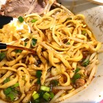 ラーメン二郎 - 赤酢投入～♪