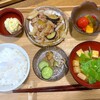 小さな食堂 山ひこ