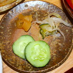 小さな食堂 山ひこ - 有機野菜の漬物！