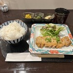 藤羽 - ○日替わりランチ(1,000円)
宮崎豚 西京漬ステーキ･おばんざい3種
茶碗蒸し･サラダ･ご飯･味噌汁･香の物