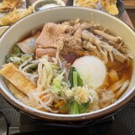 笑乃讃 - 温玉肉うどん