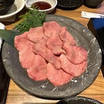 神戸牛焼肉 石田屋。Hanareの上 - 