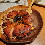 和洋創作料理　Nishimuraya - お好み焼きみたいですけど、ガレットです。ポテトのうえにチーズと明太子✨