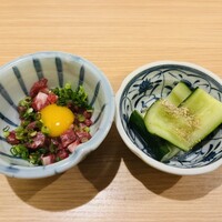 馬春楼 北新地総本店 - 桜納豆　きゅうりの自家製ラー油