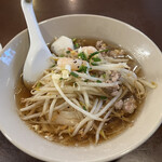 タイ料理アイヤラー - 