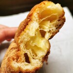 ボストンベイク - クロスターシナモンの断面