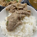 もつ乃 - 大ぶりなモツ